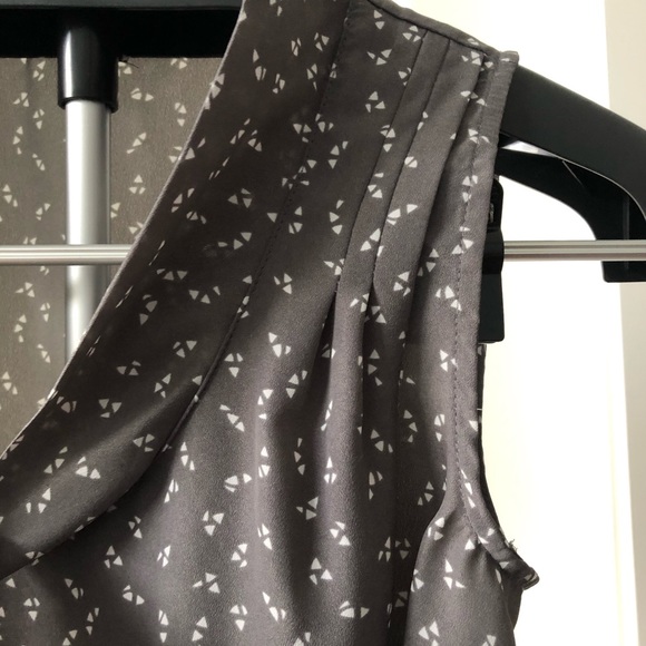 Sleeveless blouse from Jacob - Picture 2 of 6